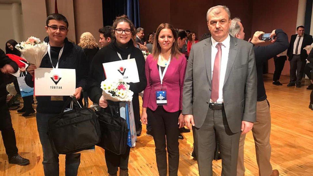 Hilmi Fırat Anadolu Lisesi Öğrencilerimiz TÜBİTAK Bölge Finallerinde Birinci Olarak Türkiye Finallerine Gitmeye Hak Kazandı