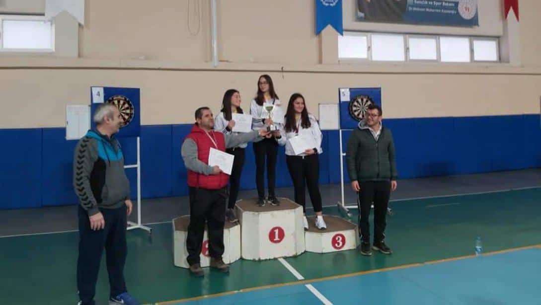 Cafer Efe Mesleki ve Teknik Anadolu Lisesi Genç Kızlar Dart takımı İl 4.sü olmuştur