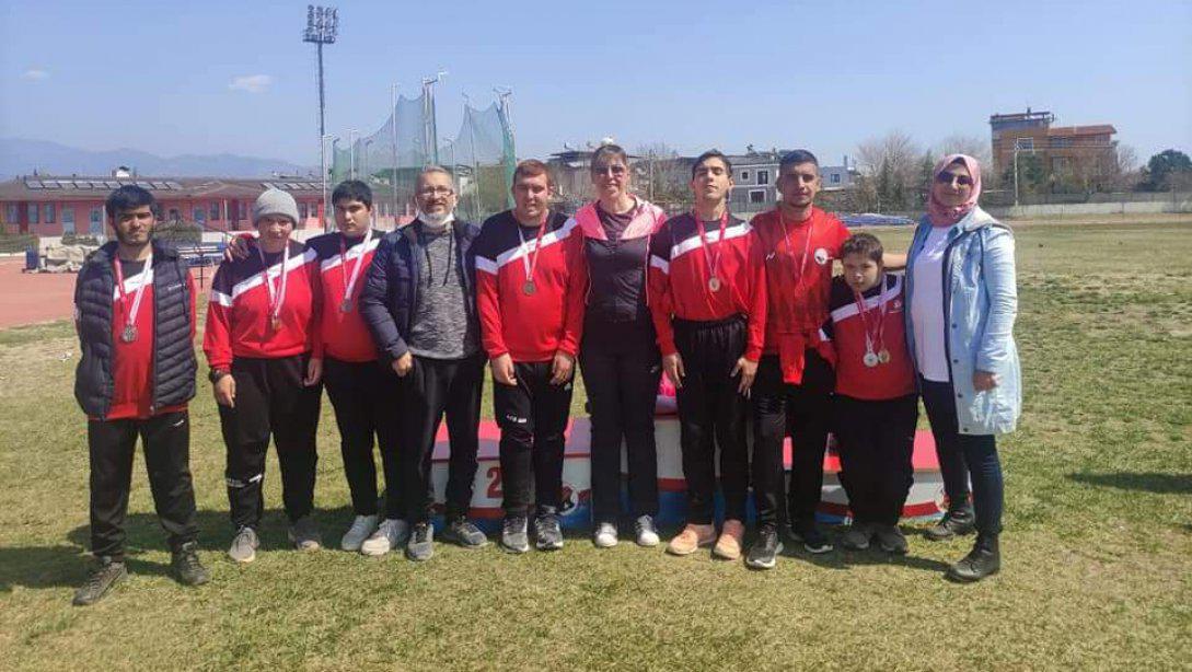 Aydın İli'nde yapılan Okul Sporları Özel Sporcular İl Şampiyonasında Kıryarlar Özel Eğitim Uygulama Okulu öğrencileri 9 adet Madalya kazanmıştır