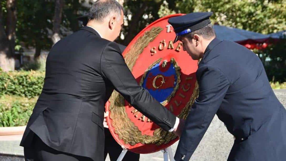 6 Eylül Söke'nin düşman işgalinden kurtuluşunun 100. Yılı nedeniyle Atatürk Anıtı'na Çelenk Sunma Töreni yapıldı