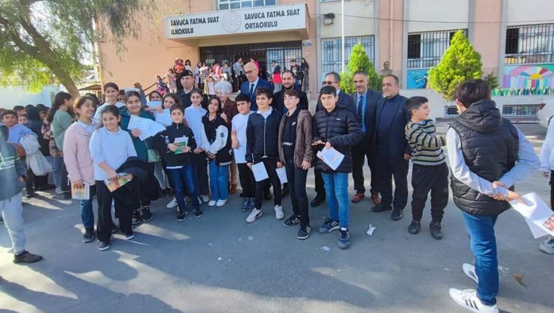 2023-2024 Eğitim-Öğretim yılı 1. Dönem sonu karne töreni Savuca Fatma Suat İlk-Ortaokulu'da yapıldı.