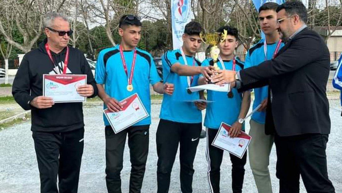 Söke Adnan Menderes Mesleki ve Teknik Anadolu Lisesi Erkek BOCCE takımı liseler arası genç erkekler kategorisinde Aydın İl Şampiyonu olmuştur