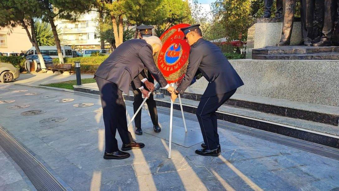 10 Kasım Atatürk'ü Anma Günü kapsamında Çelenk Sunma Töreni gerçekleştirilmiştir