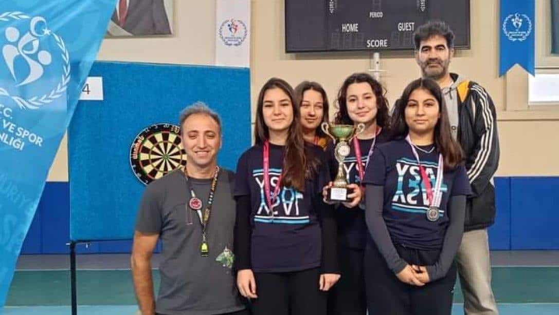 Aydın'da yapılan okullar arası dart şampiyonasında Yavuz Selim Anadolu Lisesi Genç Kızlarda İl 2.si, Genç Erkekler ise İl 4.sü olmuştur.