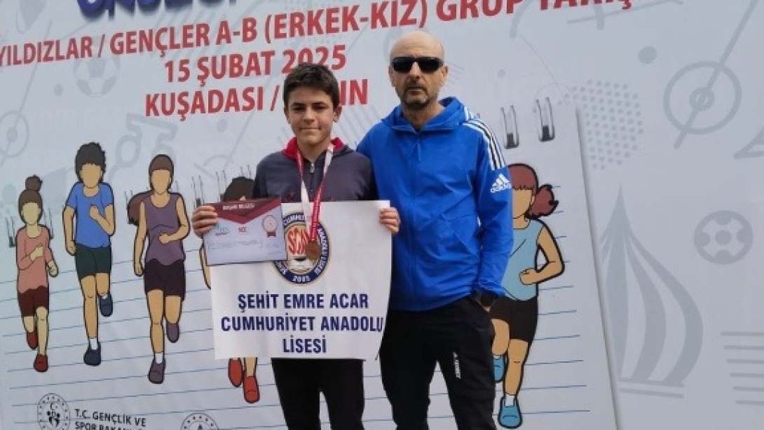 Kros Yarışmasında Bölge Dördüncülüğü (Şehit Emre Acar Cumhuriyet Anadolu Lisesi)